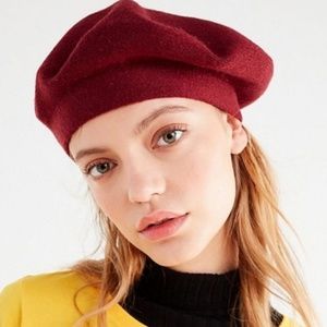URBAN OUTFITTERS | Maroon Beret Hat